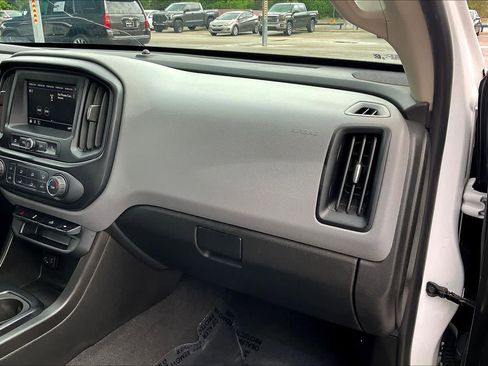Used 2021 Chevrolet Colorado W/T w/ WT Convenience Package image 18