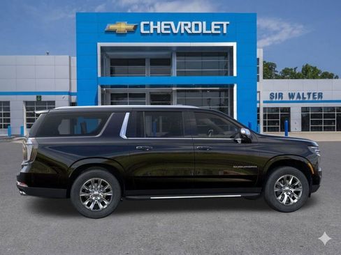 New 2026 Chevrolet Suburban Premier image 6