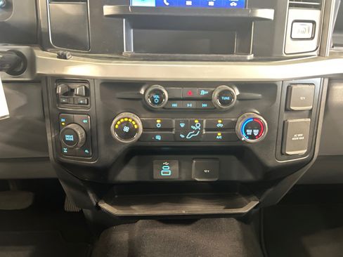 Used 2025 Ford F250 XLT w/ FX4 Off-Road Package AWD/4WD image 16