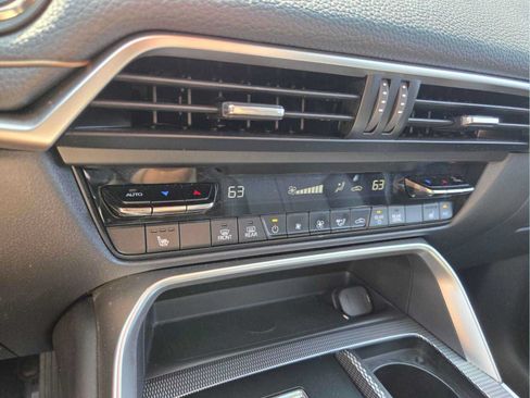 Certified 2024 MAZDA CX-90 Plug-In Hybrid w/ Premium Pkg AWD/4WD image 28