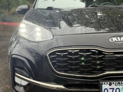 Used 2020 Kia Sportage SX image 3