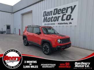 Used 2017 Jeep Renegade Trailhawk w/ Premium Trailhawk Package video 1