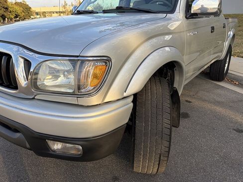 Used 2004 Toyota Tacoma PreRunner RWD image 27