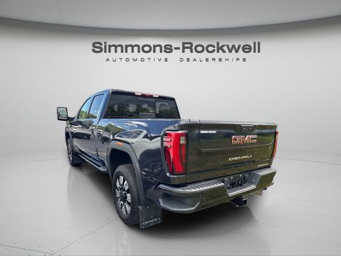 Used 2025 GMC Sierra 3500 Denali w/ Denali Reserve Package AWD/4WD image 2