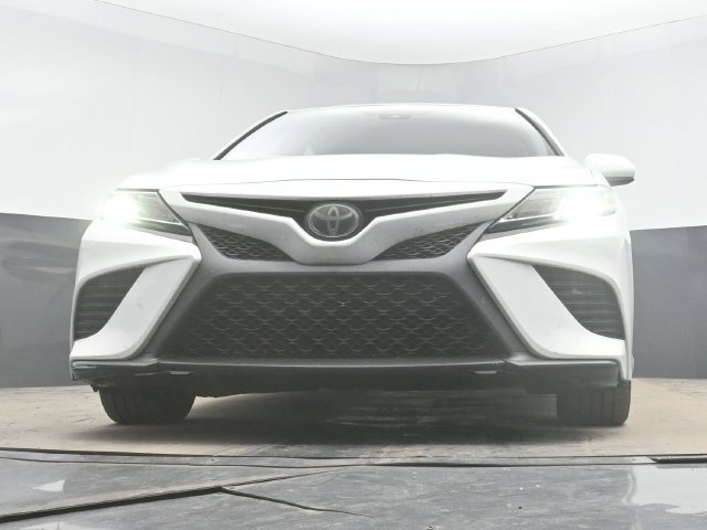 Used 2018 Toyota Camry SE FWD image 28
