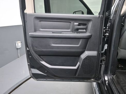 Used 2016 RAM 2500 Tradesman w/ Chrome Appearance Group image 14