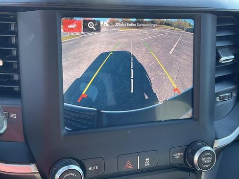 Used 2023 RAM 2500 Big Horn w/ Level 1 Equipment Group image 28