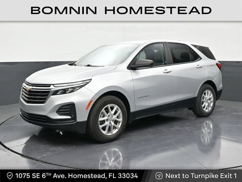 Certified 2022 Chevrolet Equinox LS image 1