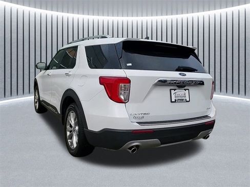 Used 2021 Ford Explorer Limited w/ Equipment Group 301A image 5