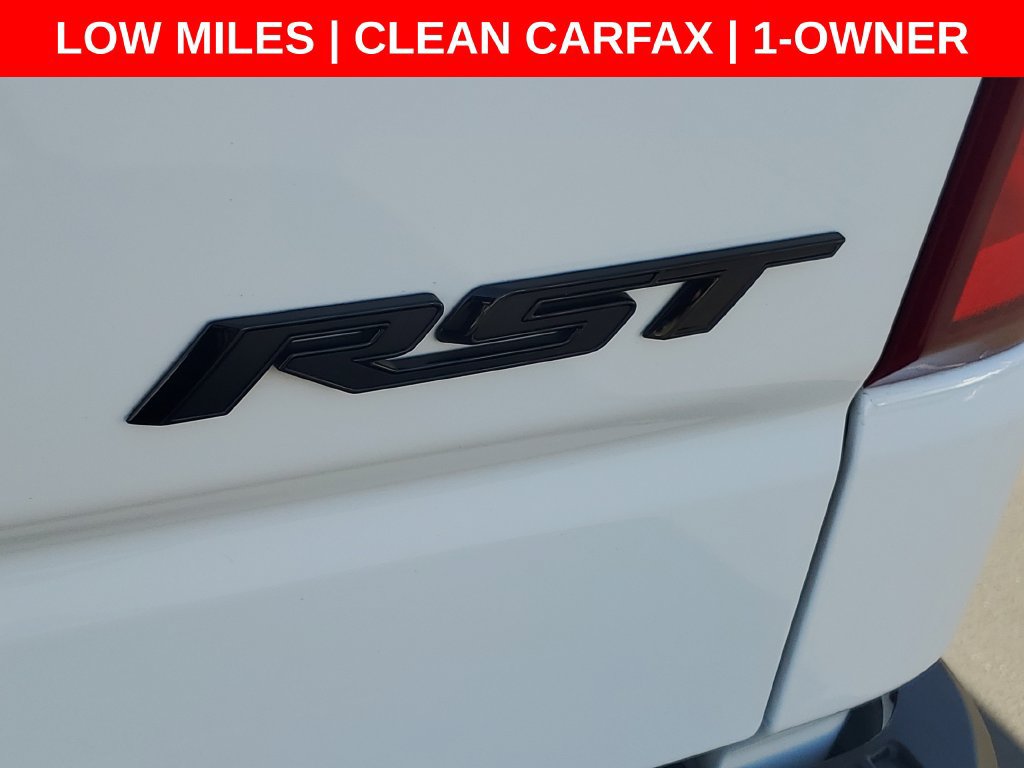 Used 2023 Chevrolet Silverado 1500 RST w/ Z71 Off-Road Package AWD/4WD image 11