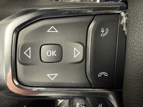 Used 2026 RAM 1500 Laramie AWD/4WD image 16