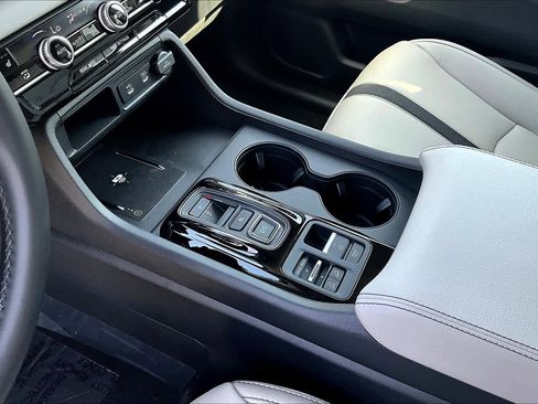 Used 2026 Honda Passport RTL image 11