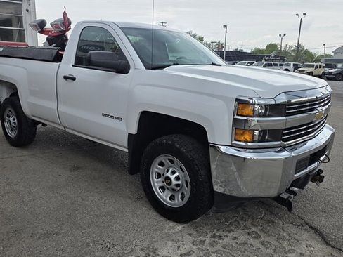 Used 2015 Chevrolet Silverado 2500 W/T w/ WT Fleet Convenience Package image 4