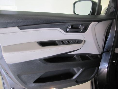 Certified 2019 Honda Odyssey EX-L image 8