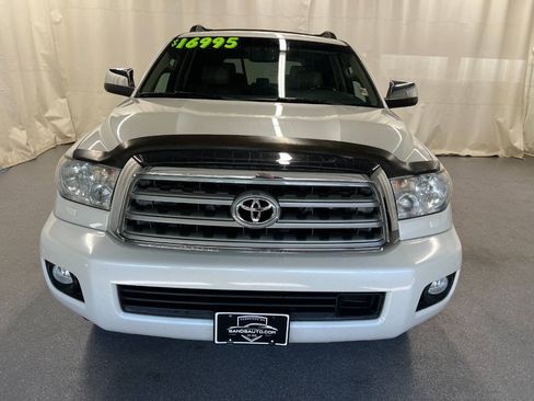 Used 2013 Toyota Sequoia Platinum AWD/4WD image 2