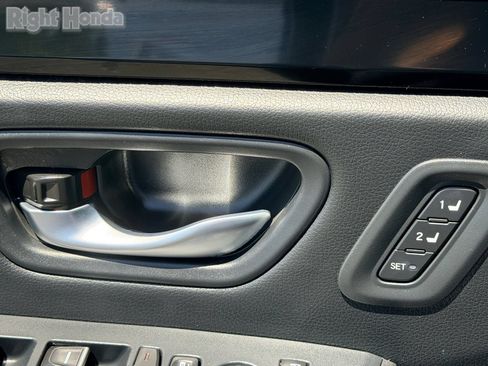 Certified 2025 Honda Pilot TrailSport image 20
