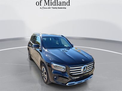 New 2025 Mercedes-Benz GLB 250