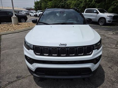 Used 2026 Jeep Compass Limited AWD/4WD image 2