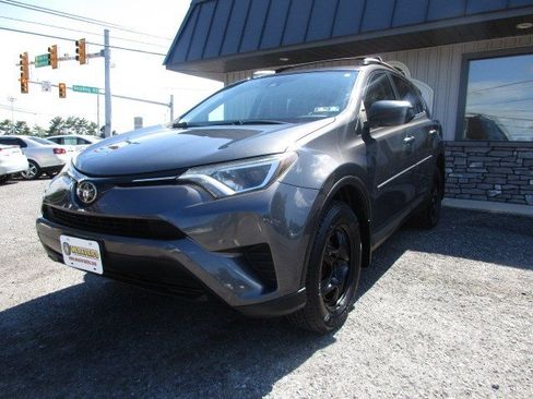 Used 2017 Toyota RAV4 LE w/ Carpet Mat Package FWD image 4