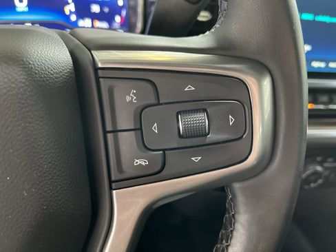 Used 2023 Chevrolet Silverado 1500 LT AWD/4WD image 18