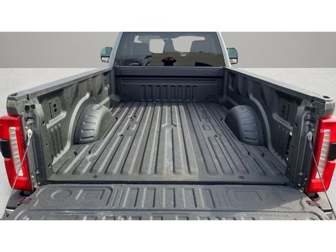 Used 2025 Ford F350 XLT w/ 360-Degree Camera Package image 26