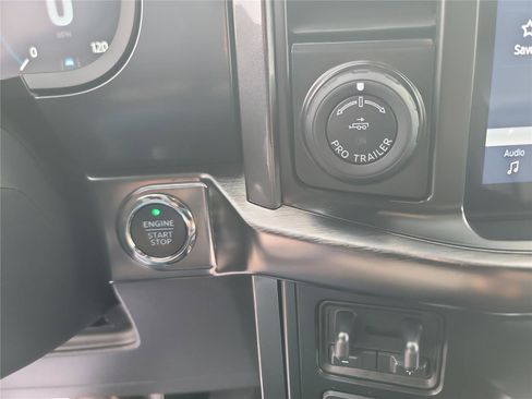 Used 2023 Ford F150 Lariat w/ Equipment Group 502A High image 27