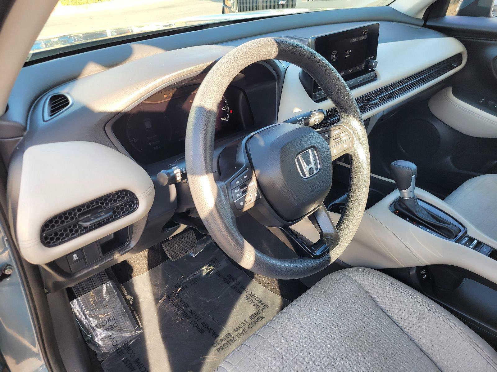 Used 2024 Honda HR-V LX image 11