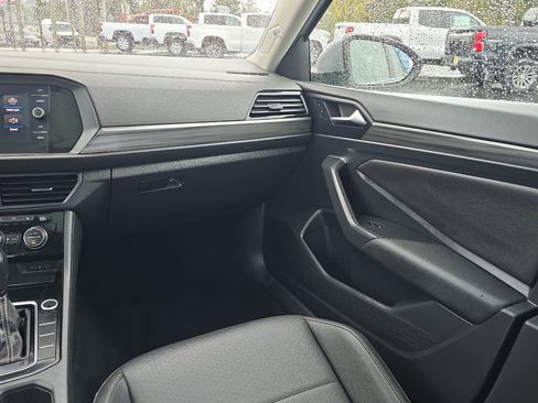 Used 2021 Volkswagen Jetta SEL image 22