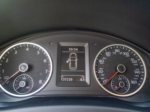 Used 2014 Volkswagen Tiguan S AWD/4WD image 21