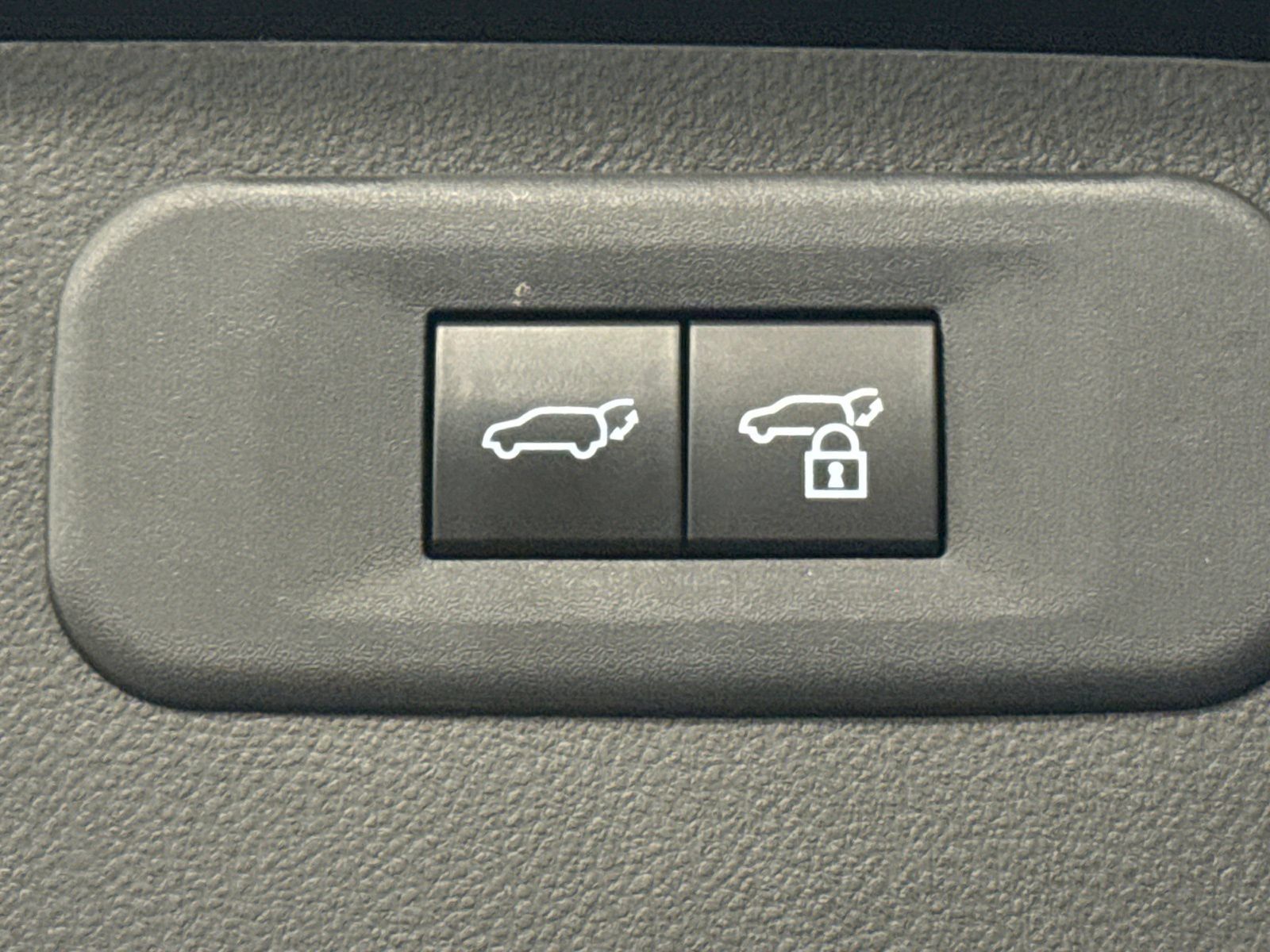 Used 2025 Lexus NX 250 FWD image 21