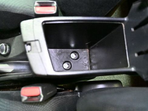 Used 2011 Toyota Yaris Sedan image 20