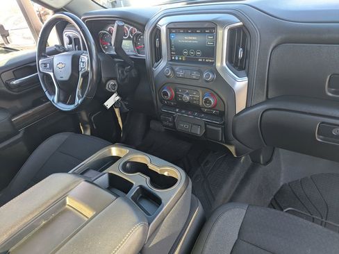 Used 2022 Chevrolet Silverado 2500 LT w/ Fleet Comfort Package AWD/4WD image 31