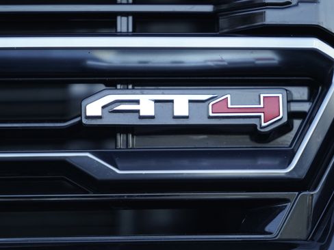 Used 2026 GMC Sierra 2500 AT4 w/ AT4 Premium Plus Package image 42