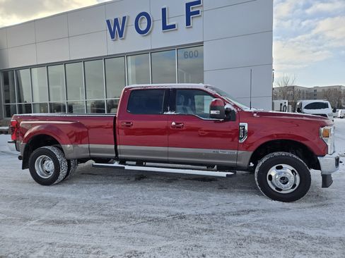 Certified 2022 Ford F350 Lariat w/ Lariat Ultimate Package image 5