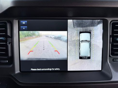 Used 2022 Ford Bronco Outer Banks image 18