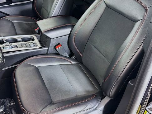 Used 2023 Ford Explorer ST-Line image 23