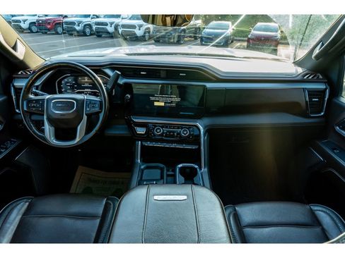 Used 2024 GMC Sierra 2500 Denali w/ Denali Reserve Package image 19