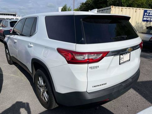 Used 2019 Chevrolet Traverse LS w/ LPO, Floor Liner Package FWD image 3