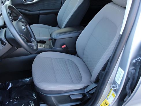 Used 2022 Ford Escape SE AWD/4WD image 13