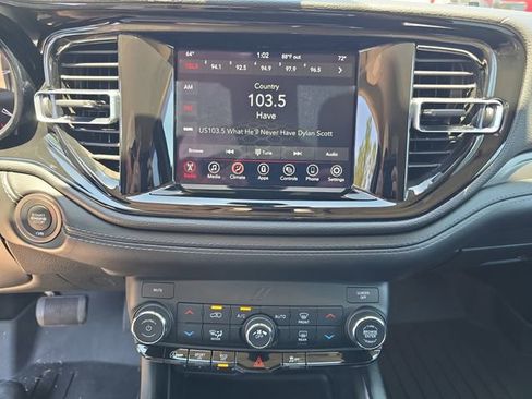 Used 2021 Dodge Durango SXT w/ 3rd Row Seating Group RWD image 18