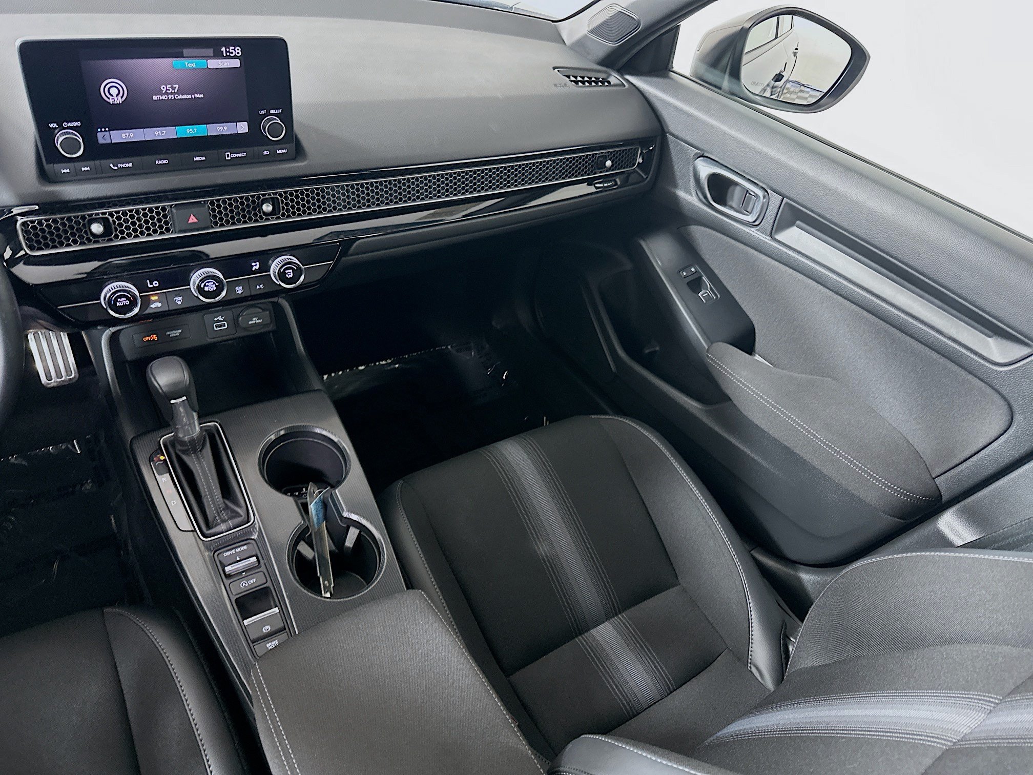Used 2024 Honda Civic Sport image 19