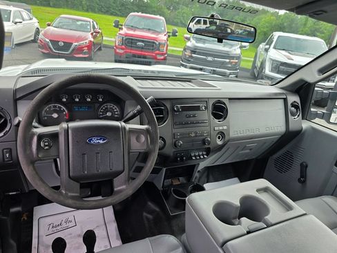 Used 2016 Ford F250 XL RWD image 3