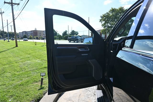 Used 2023 GMC Sierra 1500 Denali w/ Denali Reserve Package AWD/4WD image 26