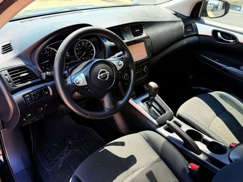 Used 2019 Nissan Sentra S image 16