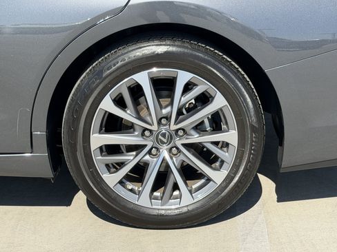 Certified 2025 Lexus ES 350 FWD image 13
