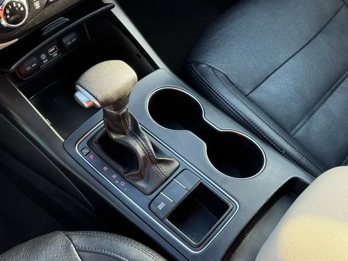 Used 2020 Kia Sorento LX image 38