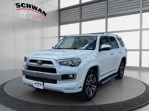 Used 2019 Toyota 4Runner Limited w/ Convenience Package AWD/4WD image 8