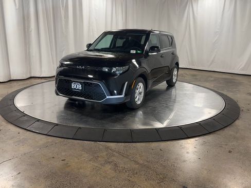New 2025 Kia Soul S image 4