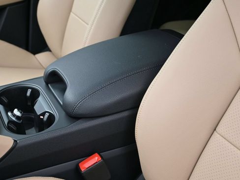 Certified 2026 Porsche Cayenne AWD/4WD image 20