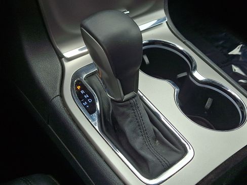 Used 2019 Jeep Grand Cherokee Altitude RWD image 14